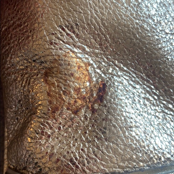 Coach Gold Shoulder Bag - Picture 8 of 8